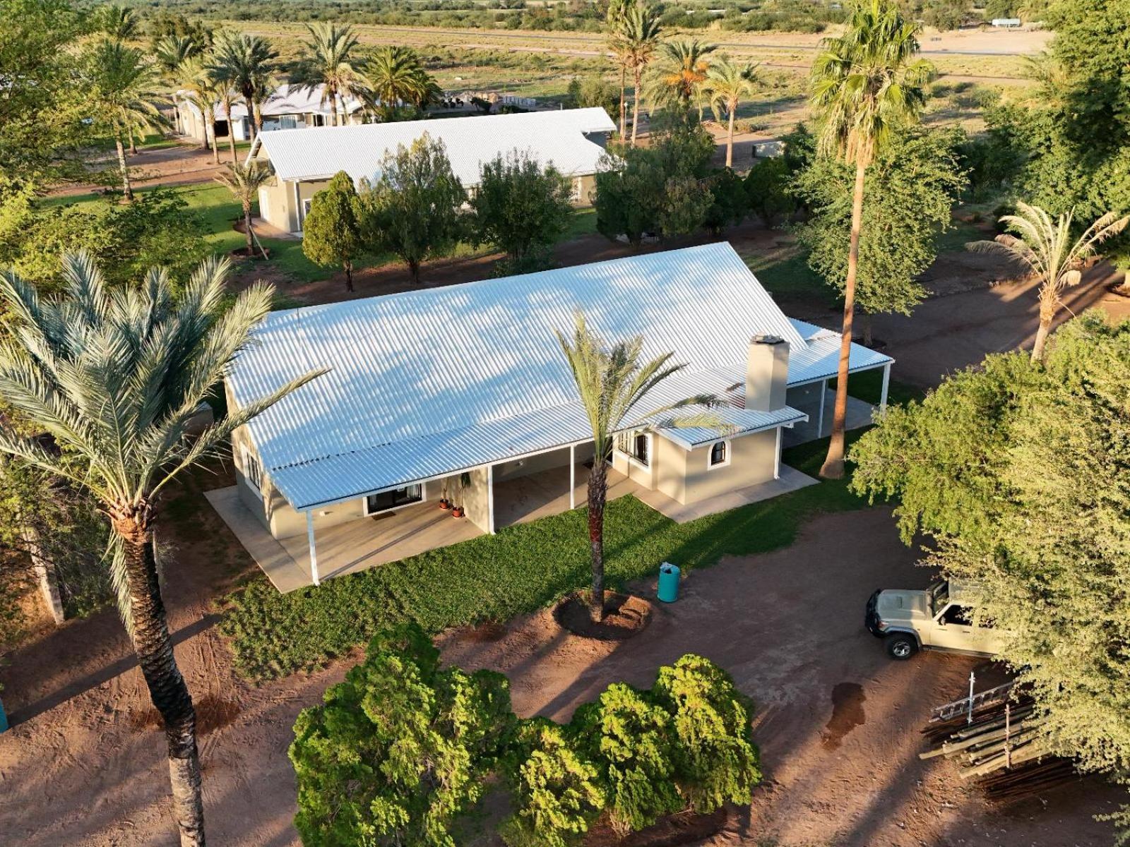 Flying Ostrich Guesthouse & Self-Catering Accommodation Mariental Esterno foto